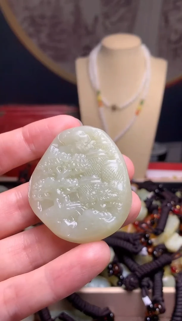 颈饰未镶嵌和田玉新疆料青海料清水和田玉吊坠