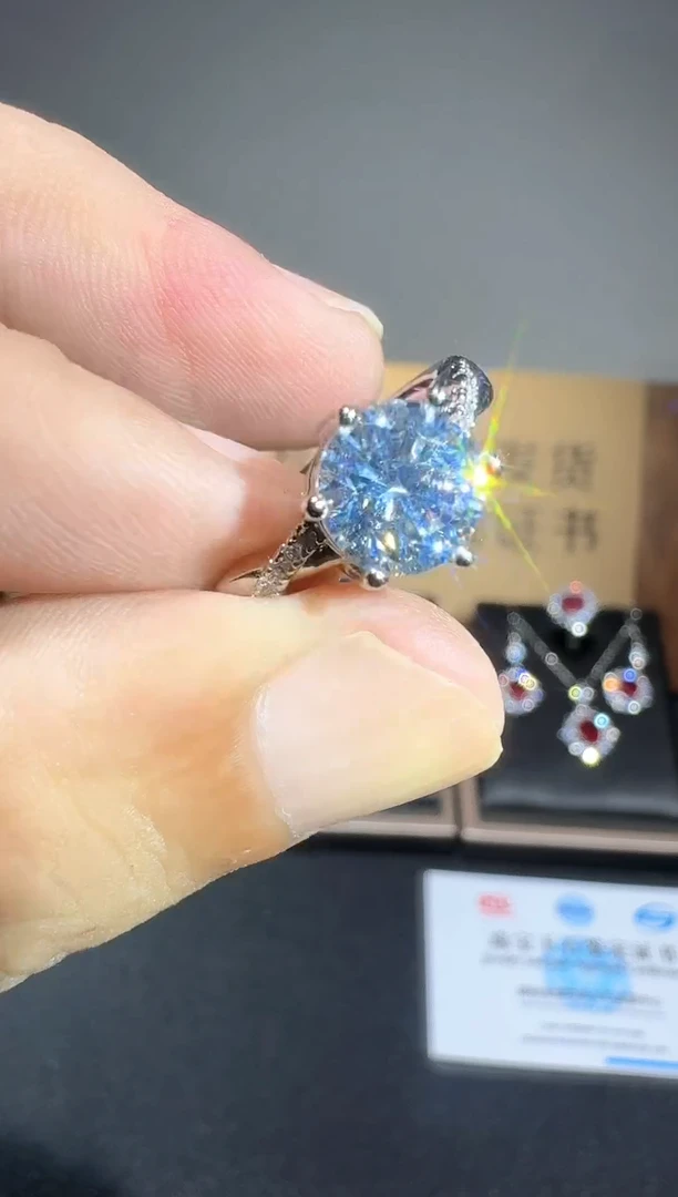 18K金镶嵌戒指/指环钻石6