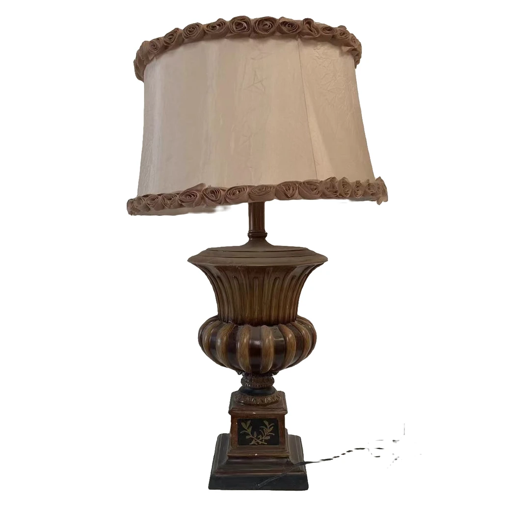 拉卡萨    饰品    台灯   微瑕     24356