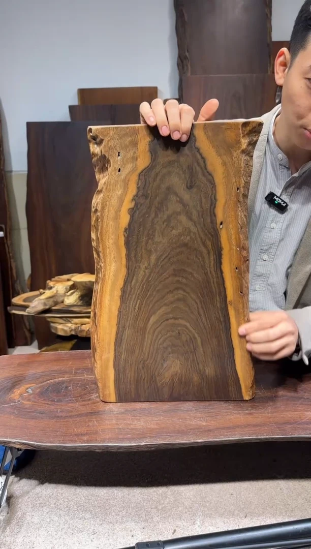 风车木（黑檀木）尺寸53*30*2.3编号505