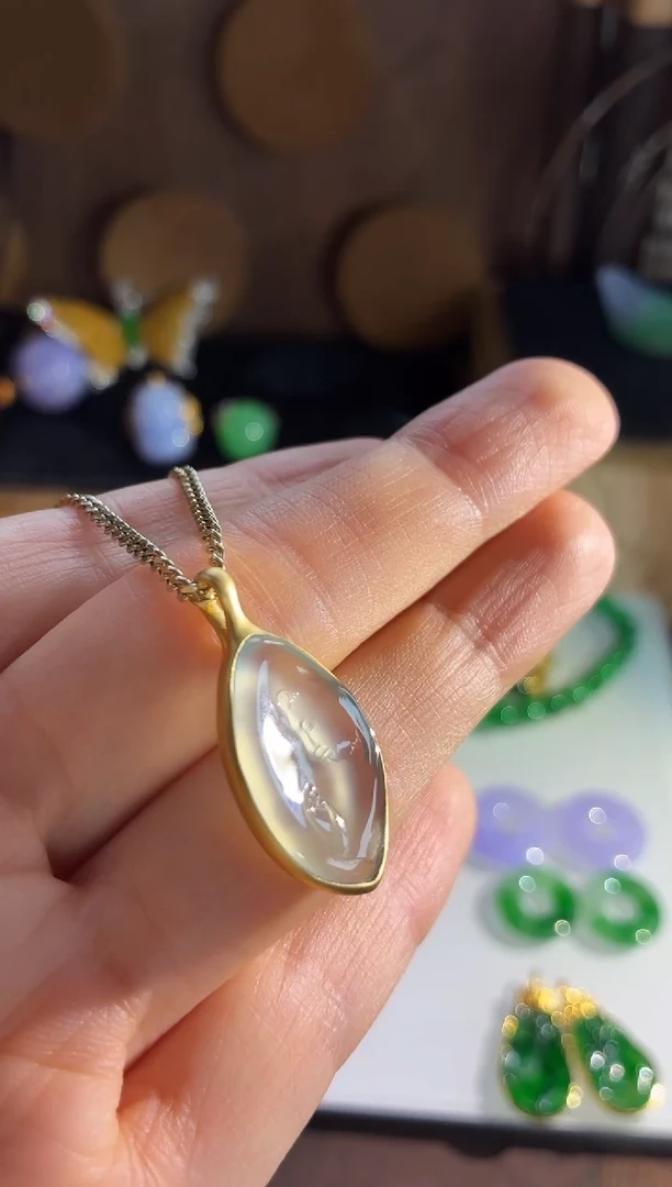 吊坠(不含链)18K金镶嵌翡翠吊坠