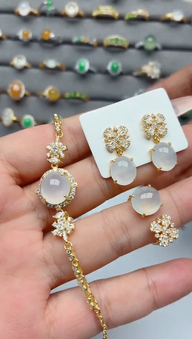 银S925镶嵌戒指翡翠?****️.