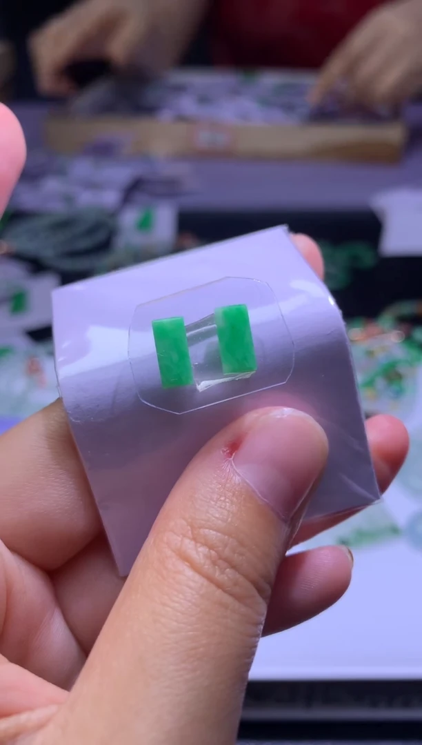 定制翡翠未镶嵌毛货