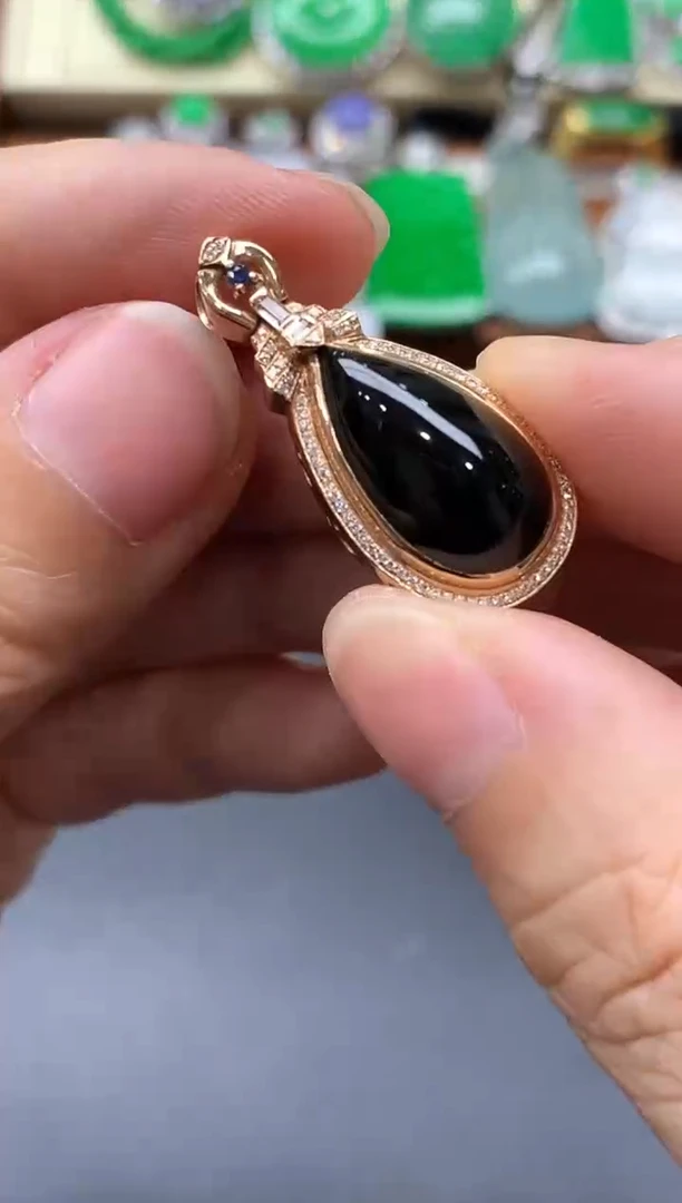 颈饰18K金镶嵌翡翠610-中国好珍宝