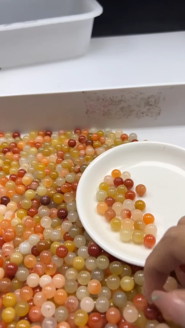 玛瑙/玉髓颈饰未镶嵌w361三彩金丝8mm*40颗