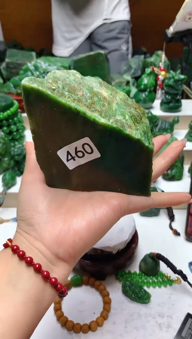 未镶嵌和田玉（碧玉）珠宝半成品1