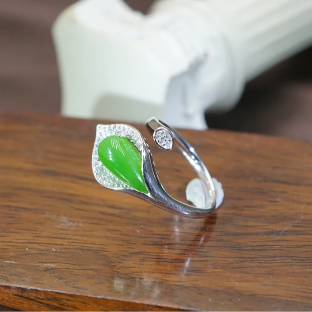 s925和田玉马蹄莲戒指 T122210