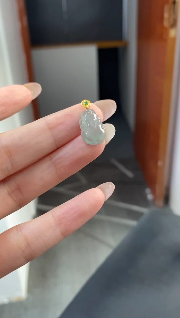 颈饰18K金镶嵌翡翠33