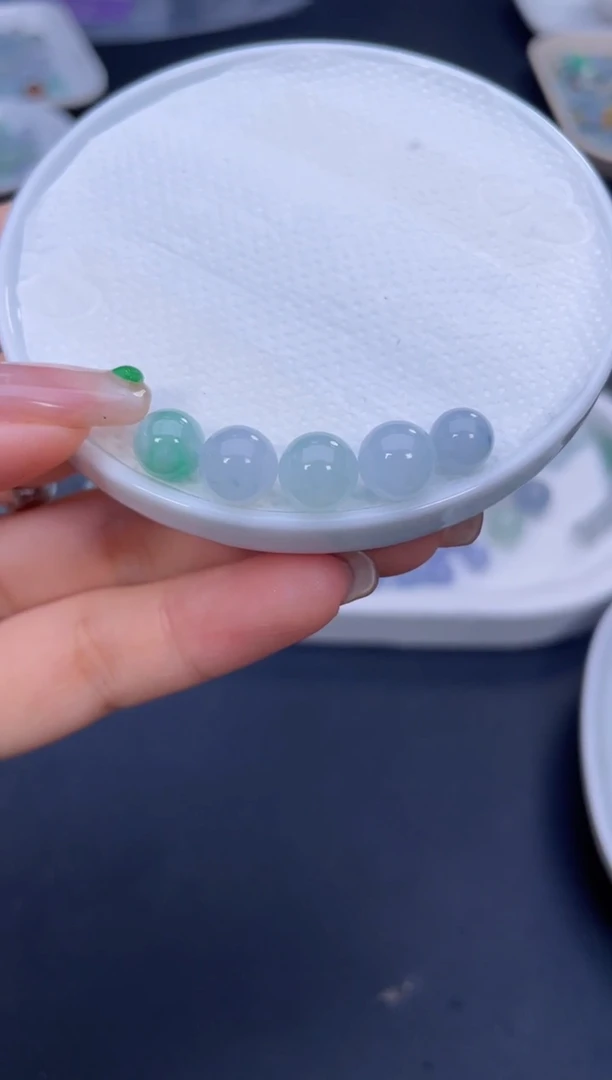 颈饰未镶嵌翡翠柯*玲啊A124