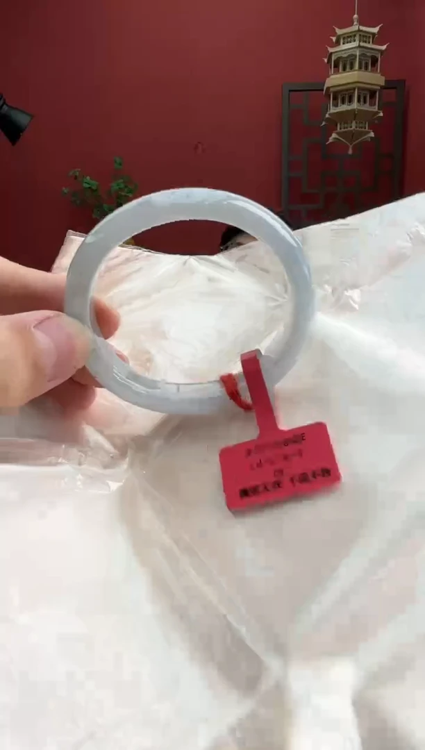 未镶嵌手镯（贵妃镯）翡翠翡翠手镯10