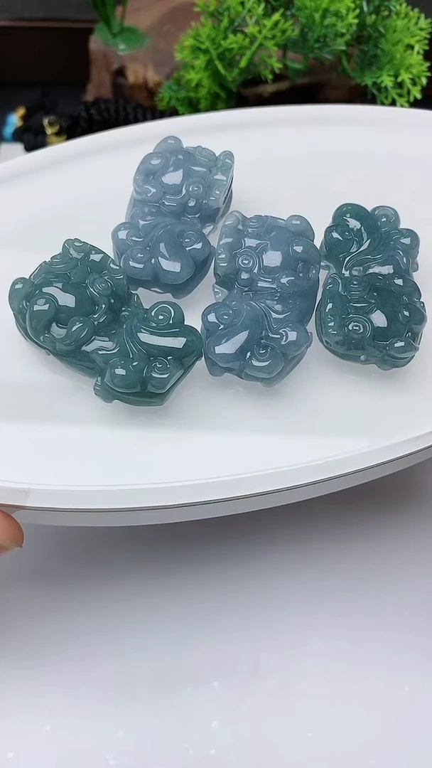 【闪购商品】翡翠颈饰未镶嵌多样性发其一