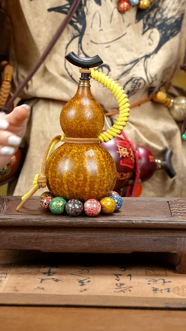 XJ018大漆酒葫芦不包手串(开播福利）