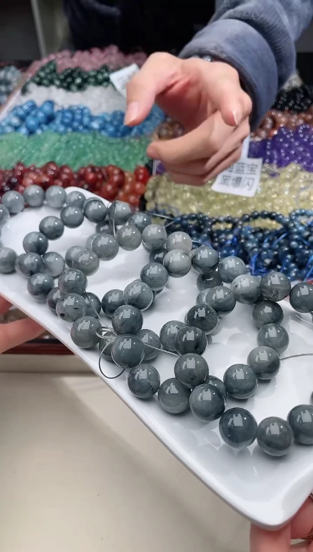 【闪购商品】水晶手链银S925镶嵌灰兔毛660