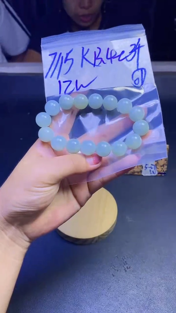 定制翡翠未镶嵌天然缅甸a货翡翠拍一发一