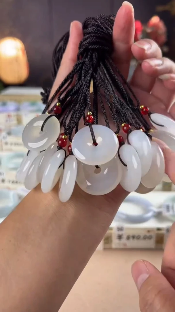 【闪购商品】玛瑙/玉髓吊坠(不含链)未镶嵌多样性发货发一件