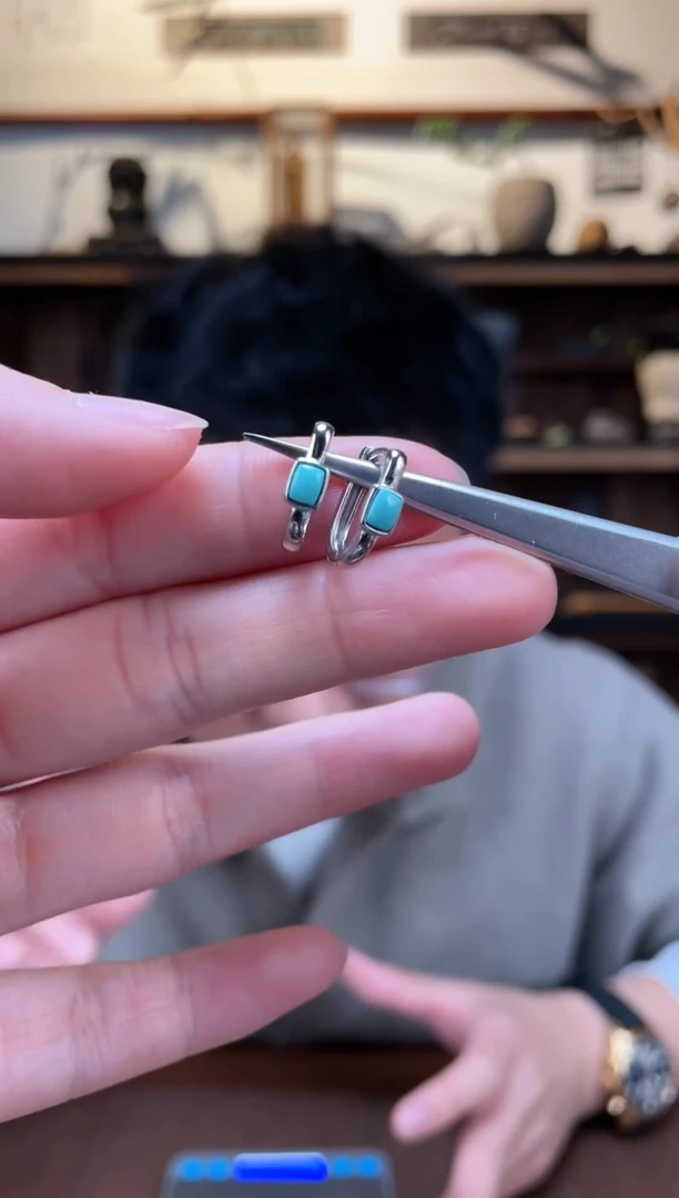 【闪购商品】绿松石耳扣银S925镶嵌绿松石耳扣*10GW