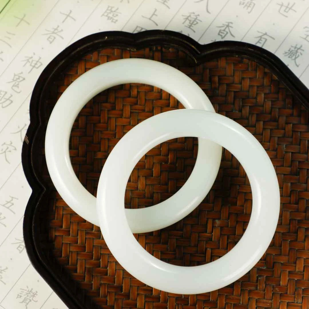 白玉世家羊脂色标/金牌之选白玉手镯（多样性发其一）