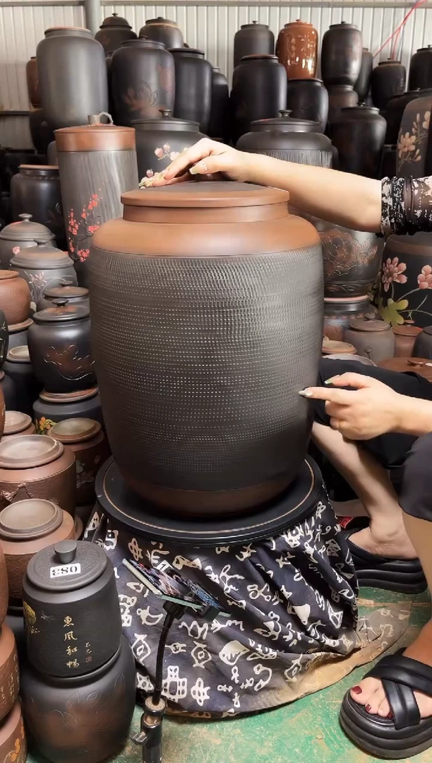 罐瑕疵茶缸 高51cm 跳叨 077