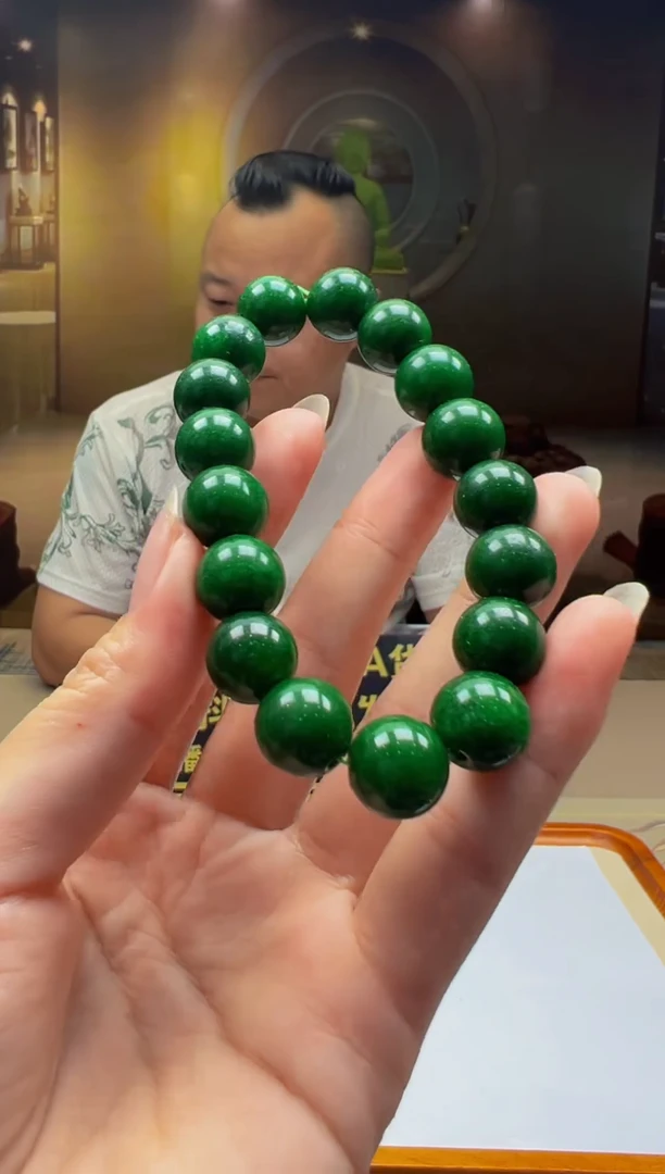 翡翠未镶嵌颈饰SY2025-6-26-8