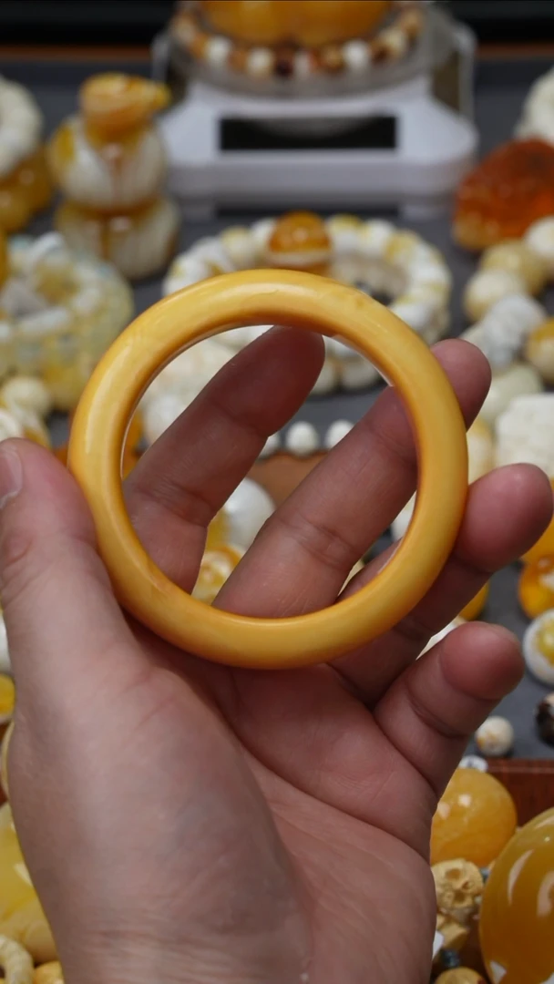 【闪购商品】琥珀裸石未镶嵌胡玩珠宝天然琥珀