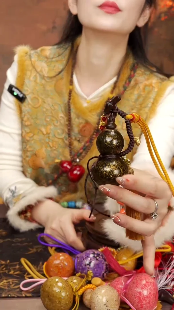 142--大漆开口小葫芦----168