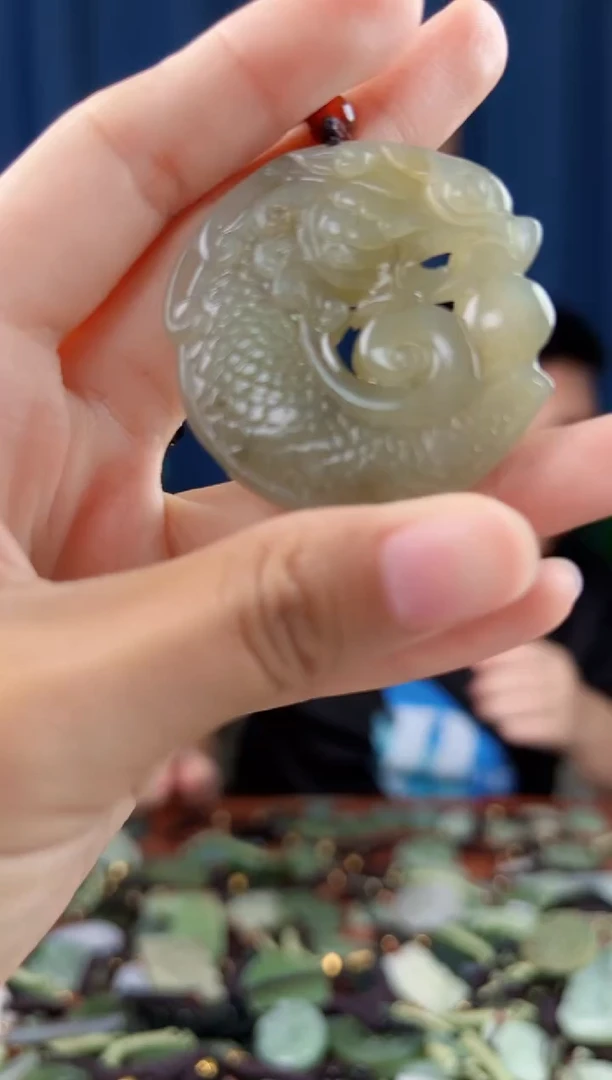 未镶嵌和田玉挂件拍一发一，