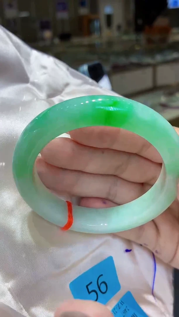 未镶嵌手镯翡翠翡翠手镯