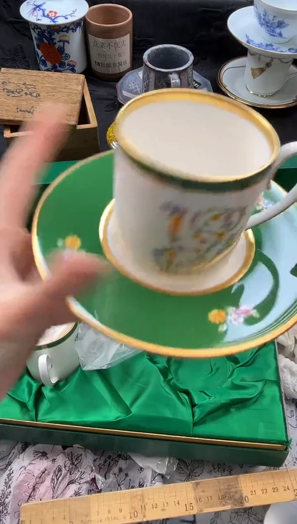 瓷片糍***人       G914