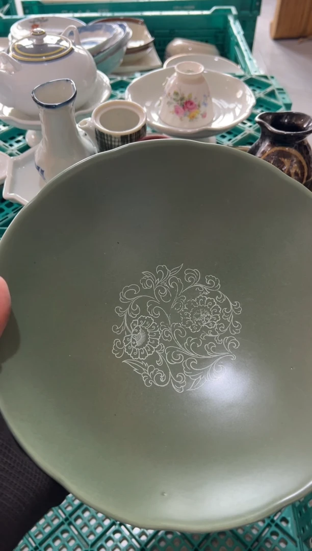 追*人追梦你好 满20包邮 麻烦同意一下推迟发货  谢谢