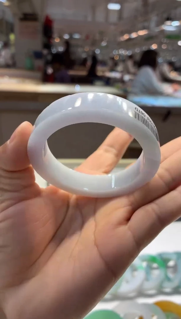 未镶嵌手镯定制定制翡翠8000