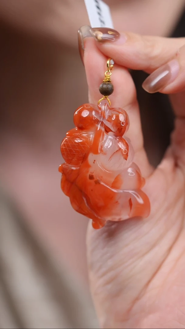 颈饰未镶嵌南红玛瑙1