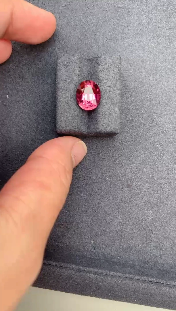 【闪购商品】碧玺裸石未镶嵌3.8ct粉碧玺