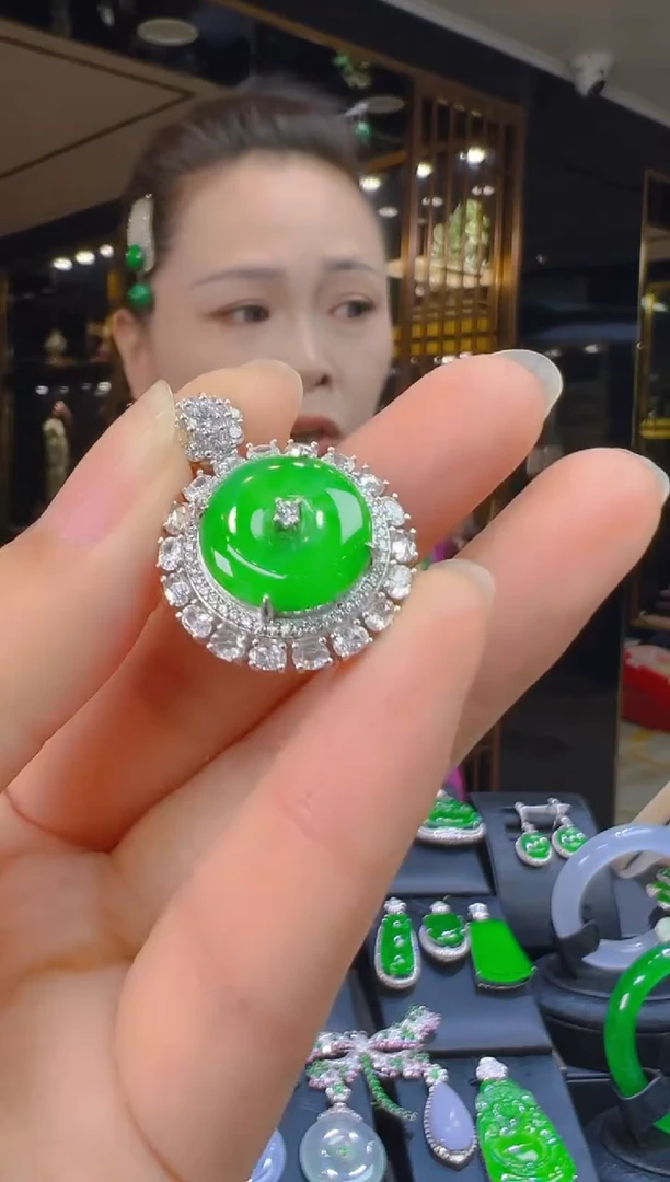 翡翠银S925镶嵌吊坠(赠链)089（多样性发其一）
