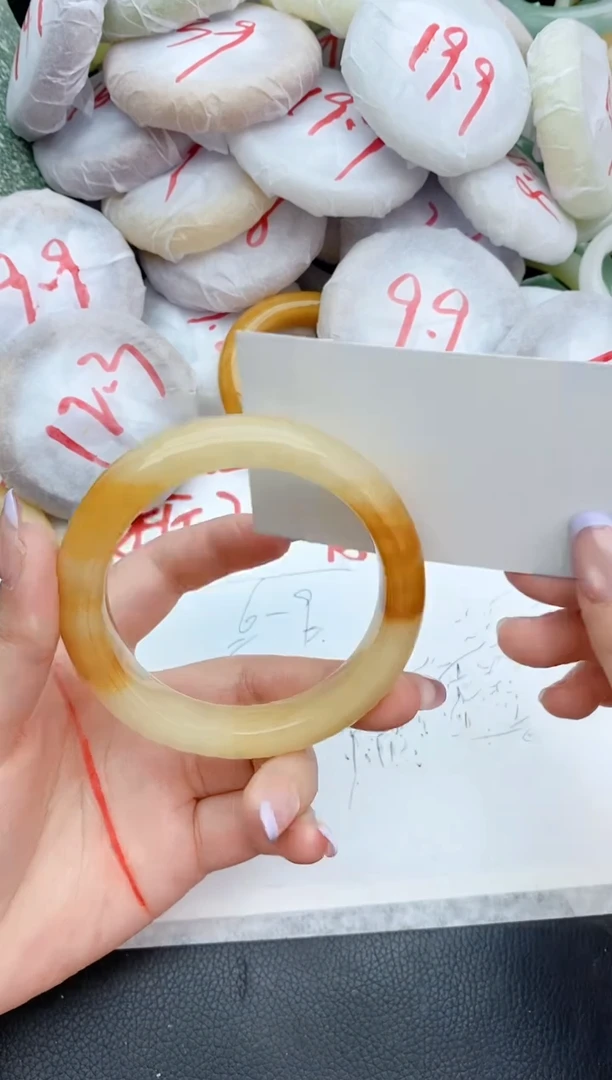 石英质玉手镯未镶嵌296+61.3