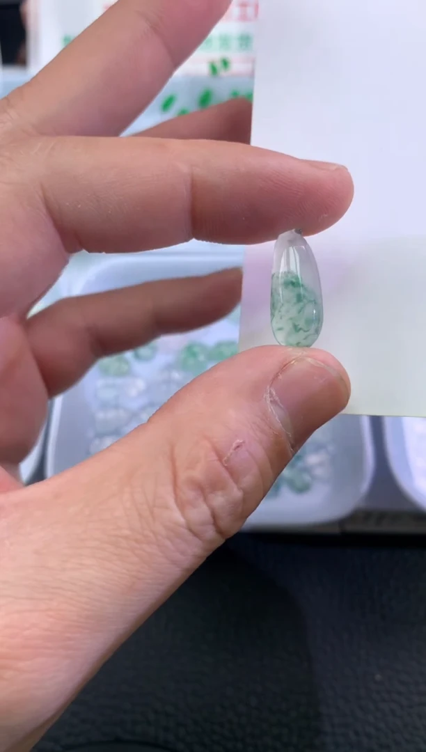 【闪购商品】定制翡翠未镶嵌福瓜