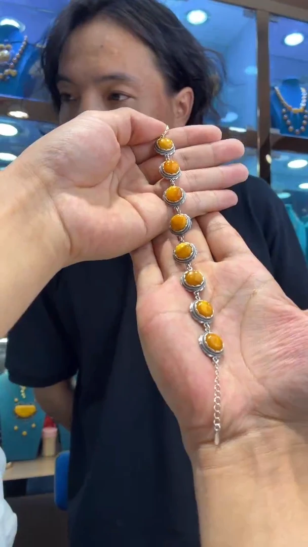 银S925镶嵌蜜蜡手链噶玛珠宝