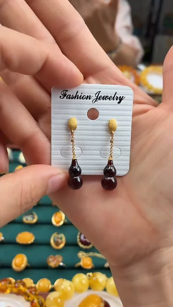 琥珀银S925镶嵌耳钉精品血珀葫芦耳钉