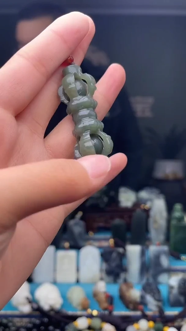 未镶嵌和田玉挂件1