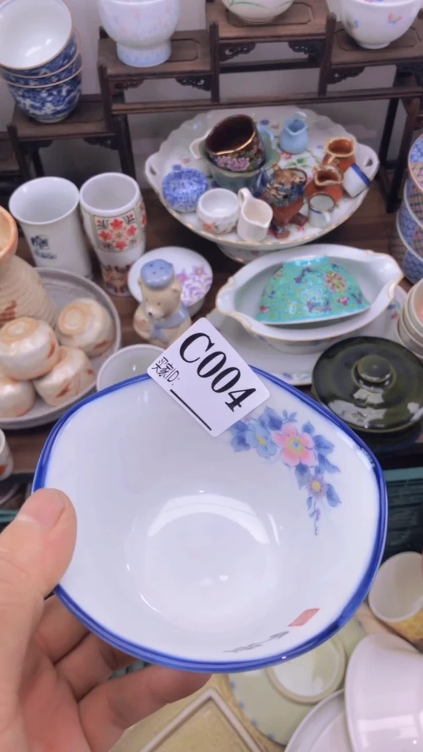 瓷片S****家A龙华精品陶瓷店