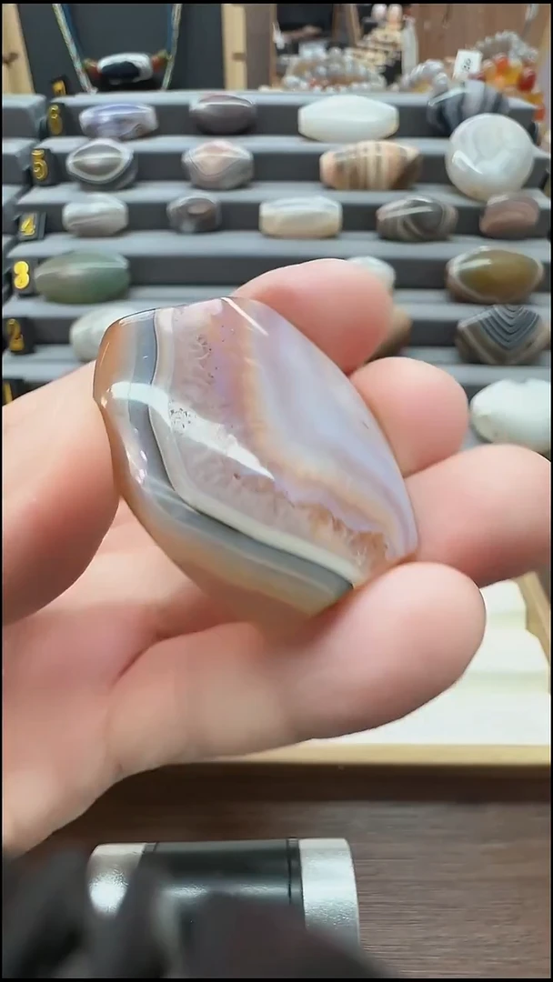 未镶嵌颈饰玛瑙/玉髓玛瑙 44*37