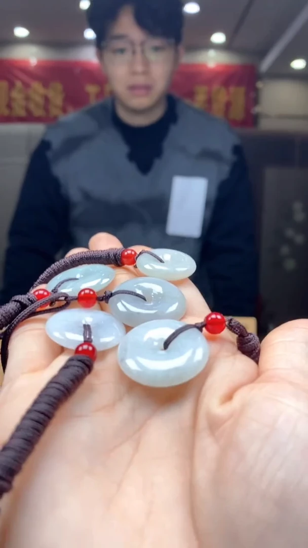 【闪购商品】定制翡翠未镶嵌多样性发货【只发一件】 *s1