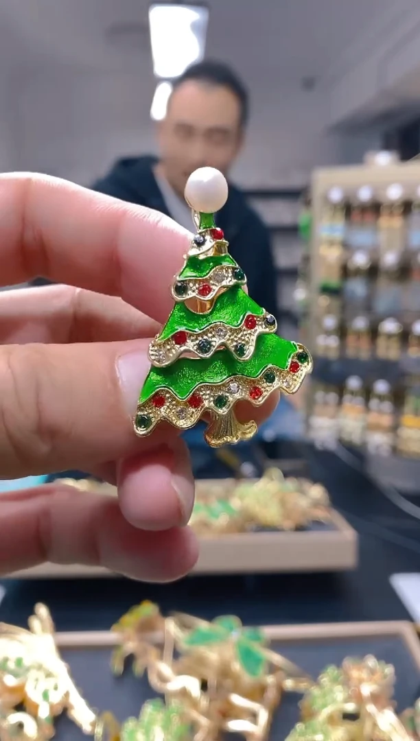 【闪购商品】淡水珍珠耳饰合金32珍珠胸针