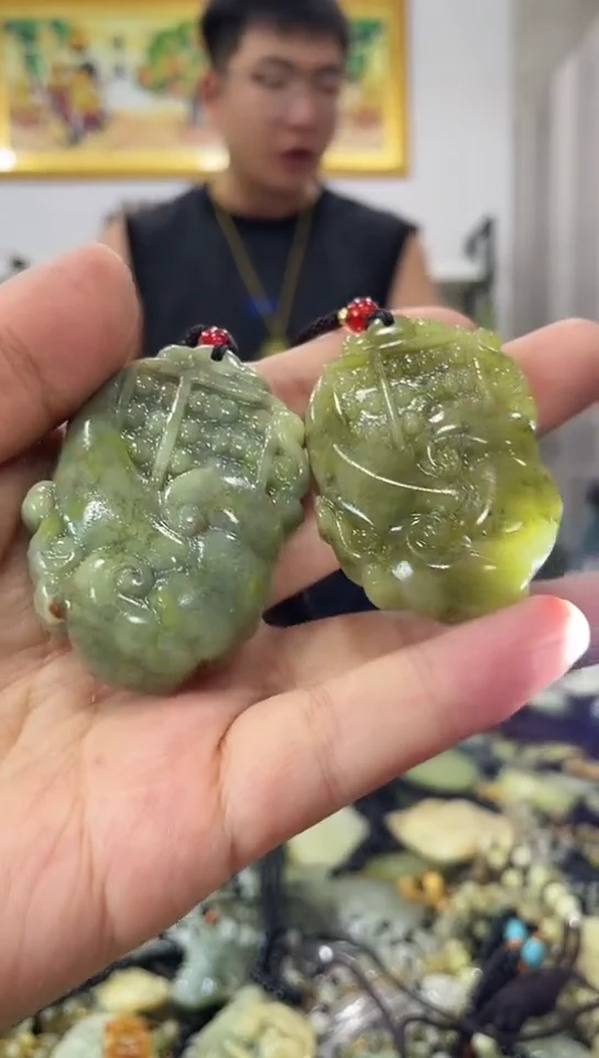 岫玉未镶嵌挂件  多样性发货其中发一件