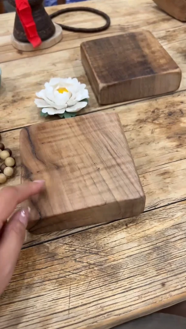 木（非红木类）小干泡台
