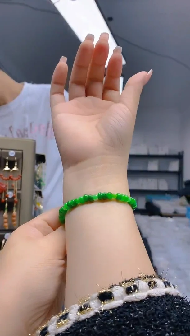 【闪购商品】翡翠耳饰合金37翡翠手链