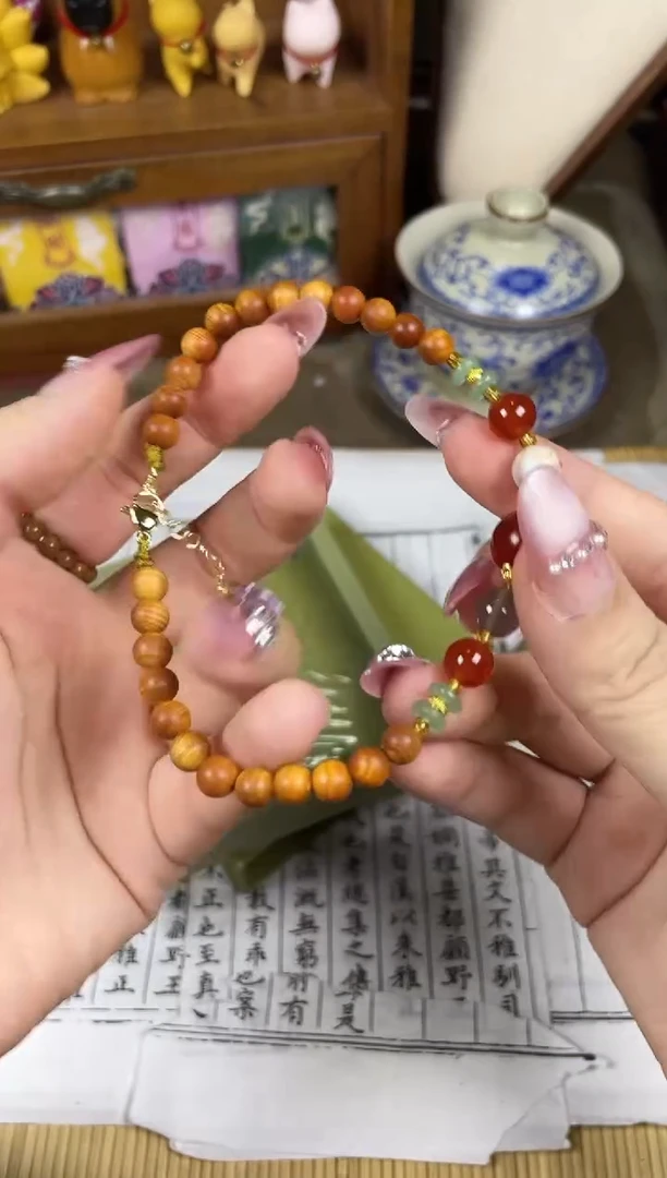 非洲檀香手串/手链菩提木质玉石手串/多发性其一/不带盒子