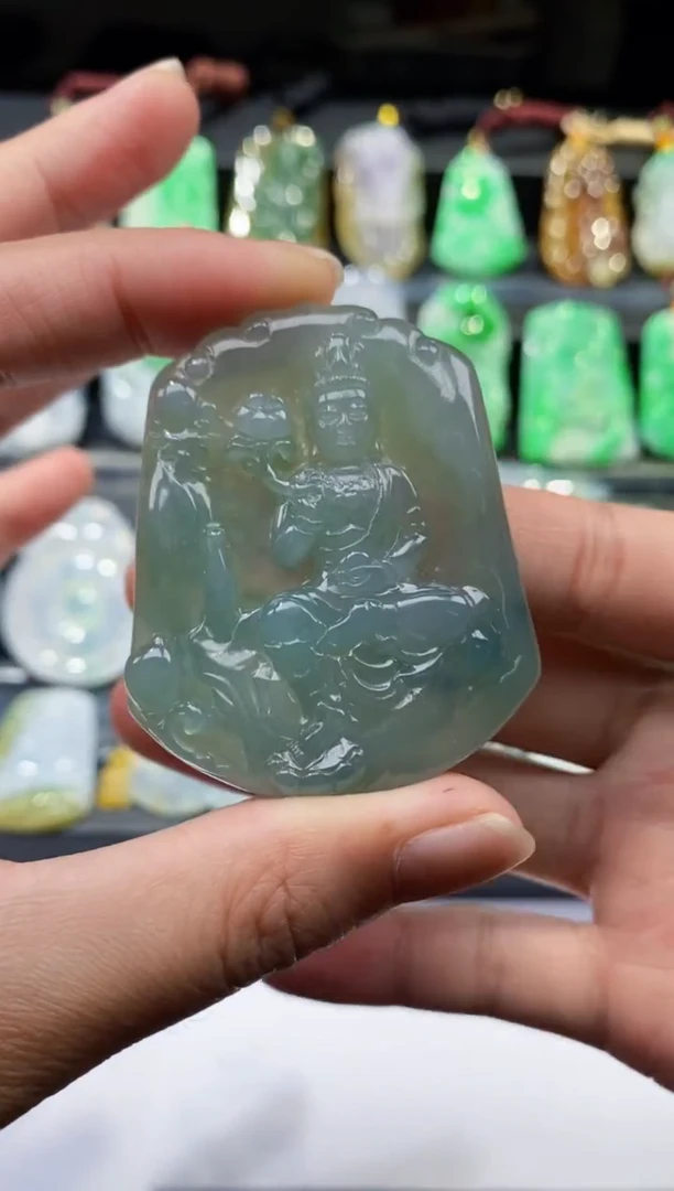 翡翠未镶嵌颈饰翡翠A货