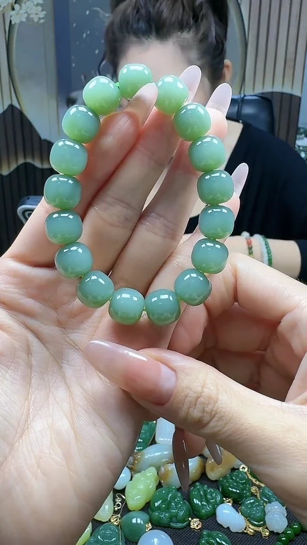 未镶嵌和田玉挂件12+