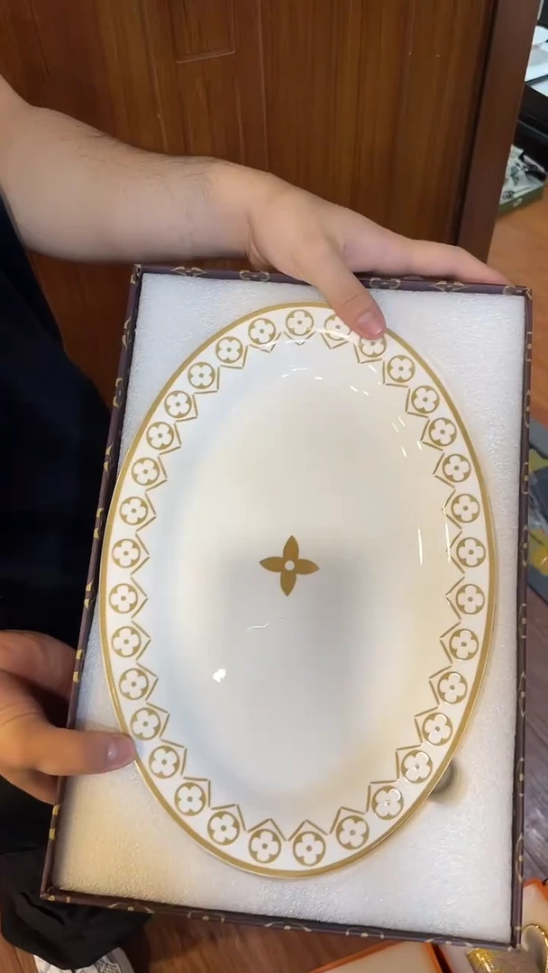 杯鸿辉家品牌瓷器，京东包邮！