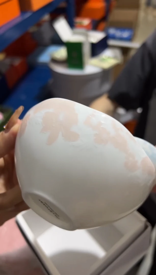 瓷片000---------
